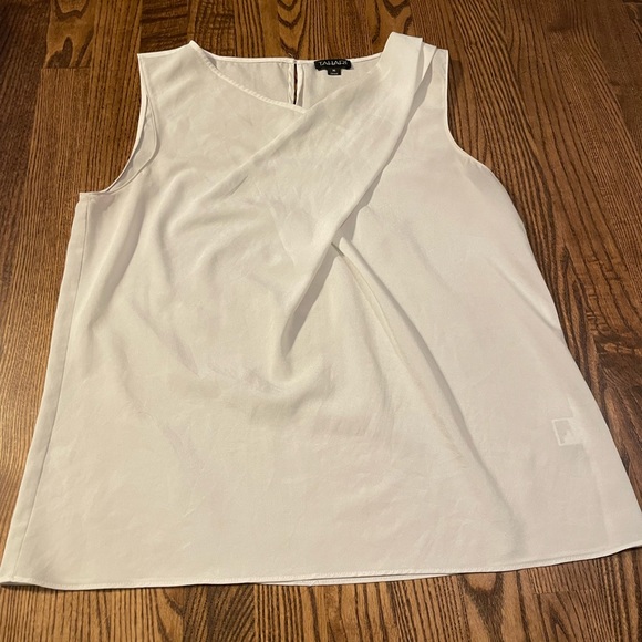 Tahari White Sleeveless Blouse Size Medim - Picture 1 of 3